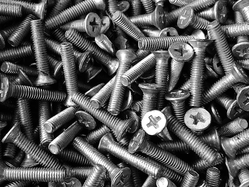 Fasteners and fixing systems